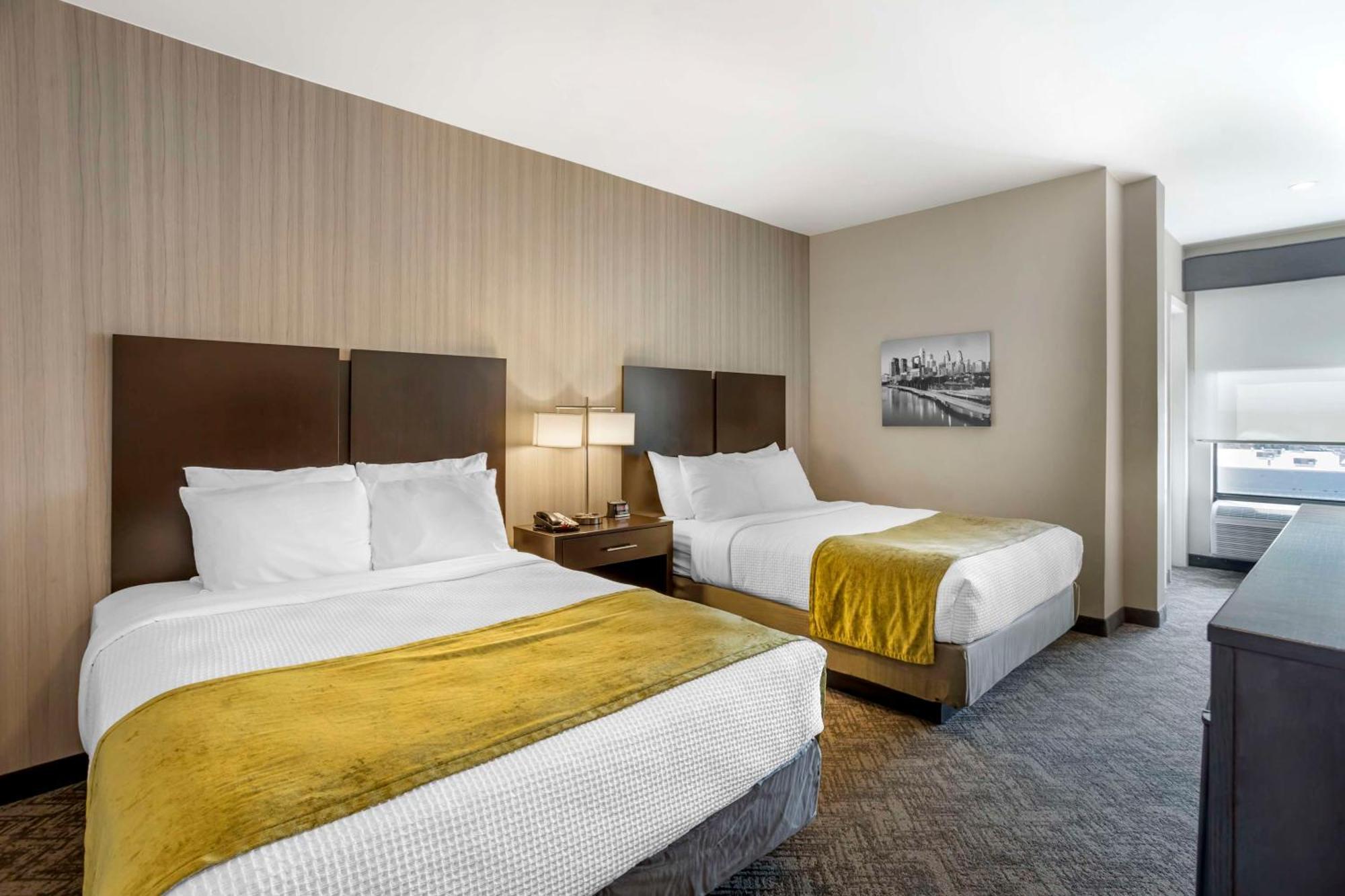 Best Western Plus Philadelphia-Pennsauken Hotel Cherry Hill Exterior photo